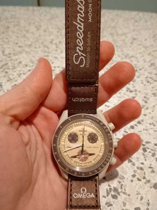 Omega x Swatch Saturn SO33T100 - Bioceramic Gold Ring Design