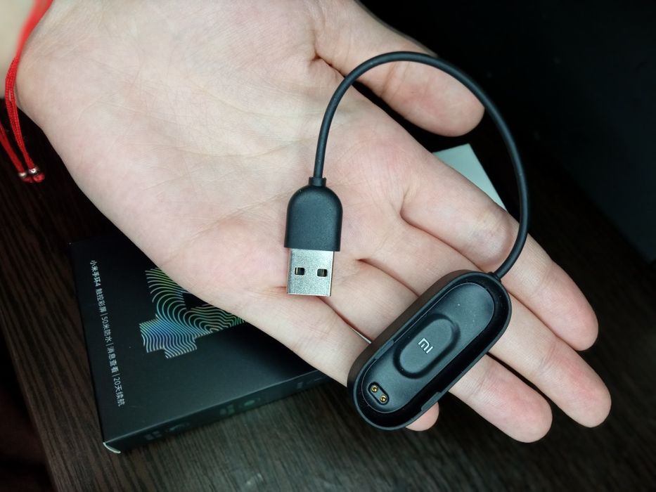 Xiaomi Mi Smart Band 4 (оригинал)