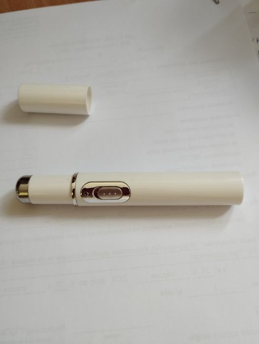 Ручка-масажер для очей