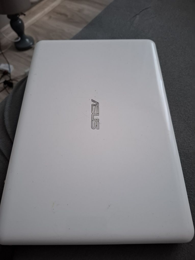 Notebook Asus X205Ta