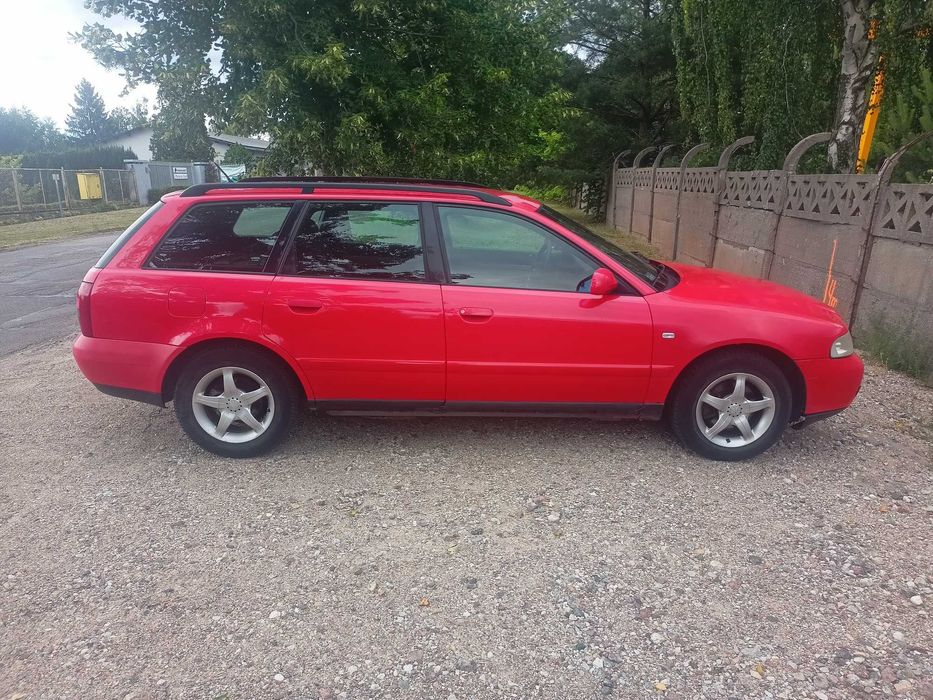 Audi A4 B5 kombi 1.8 125km