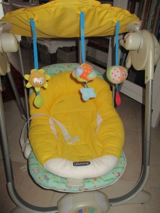 Baloiço Polly da Chicco automático com musica