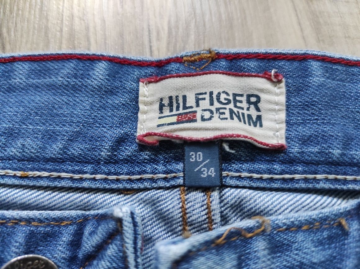 Spodnie jeansowe  Tommy Hilfiger w30 L34