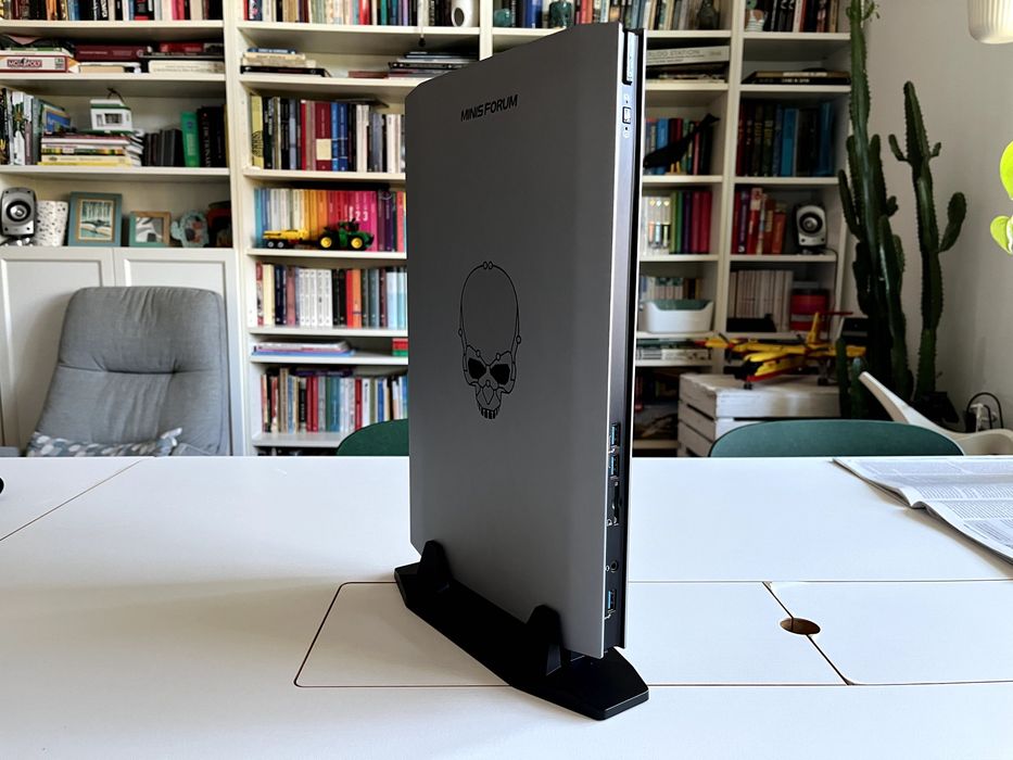 Mini PC Minisforum NUCXI7 Core i7-11800H GeForce 3070 32GB 500GB