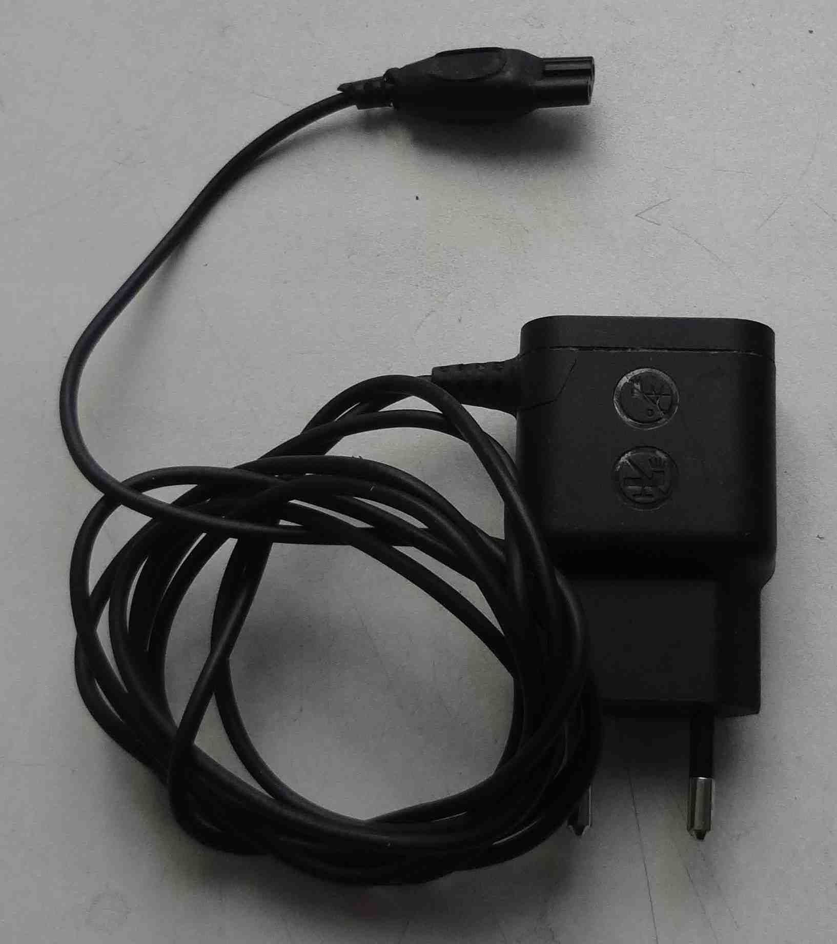 Адаптер для бритвы Philips 15V 5.4W HQ8505, не рабочий