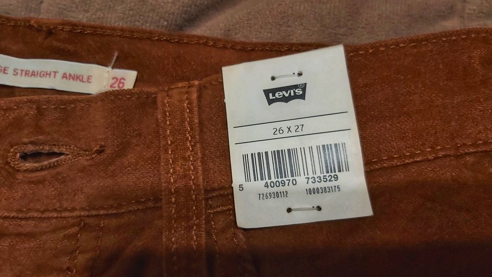 Продам нові джинси levi's  ribcage straight ankle висока посадка слім