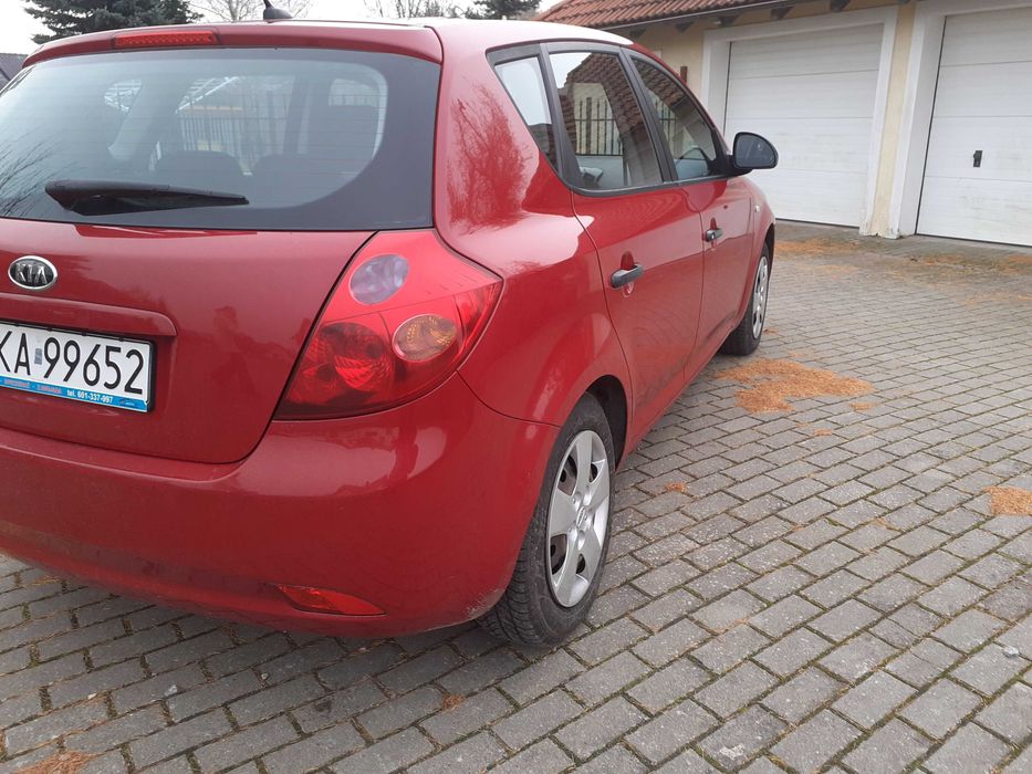 KIA ceed w bardzo dobrym stanie