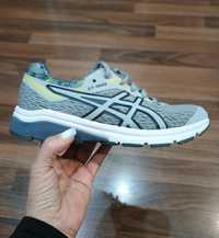 Buty sportowe Asics stan bdb