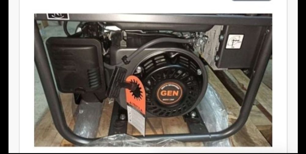 Продам на медной обмотке бензиновий генератор ARUNA 3кВт
