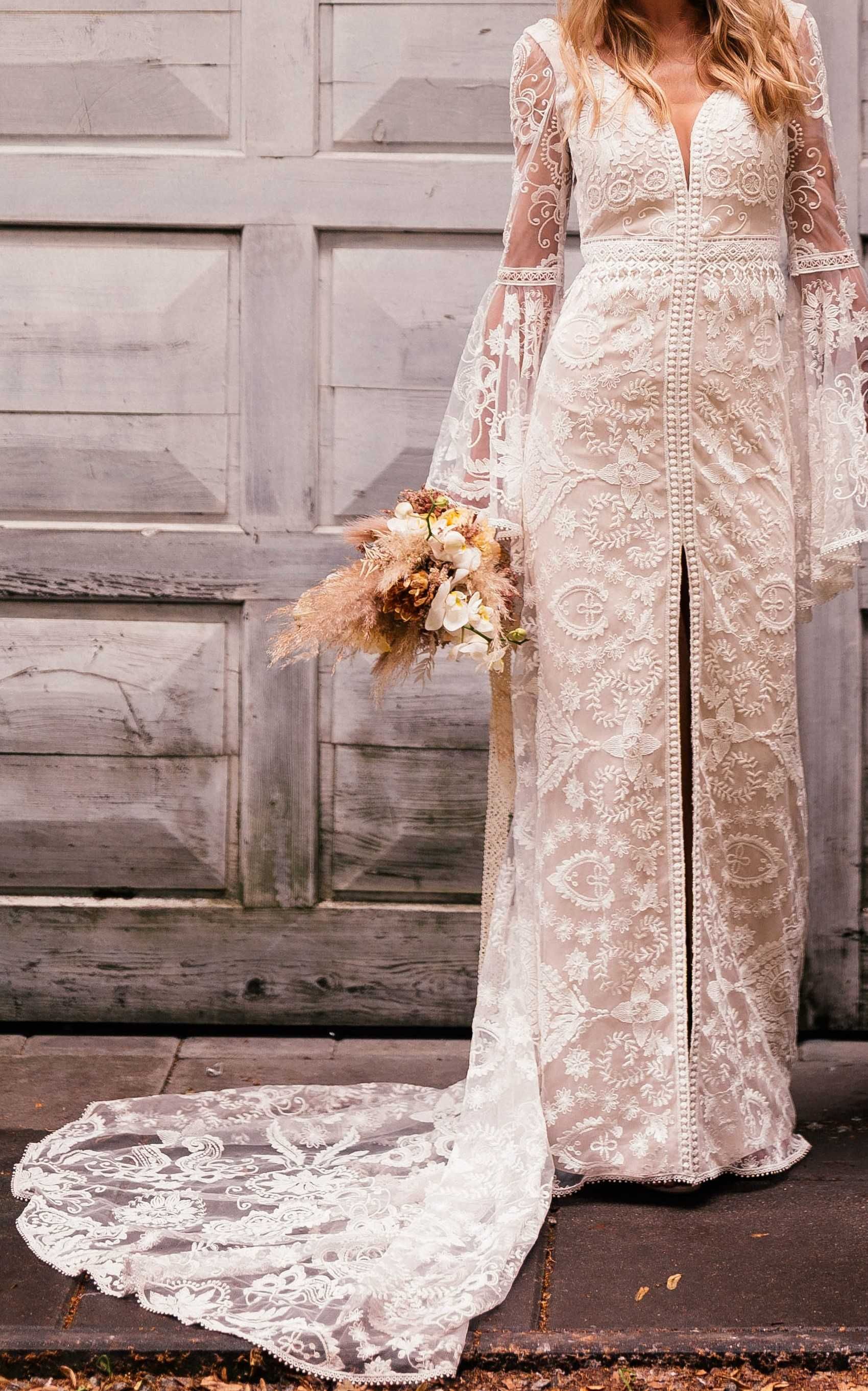 Suknia ślubna BOHO od Dama Couture