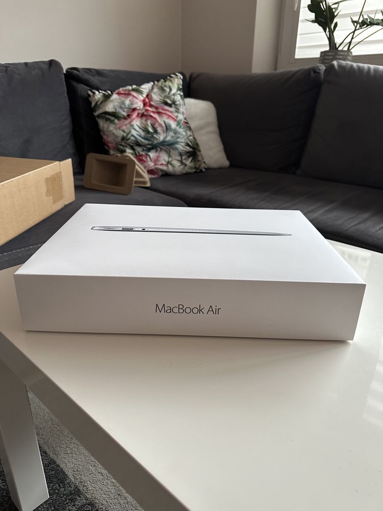 Nowy Macbook Air