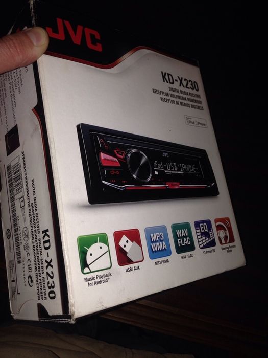 Radio semi-novo da JVC