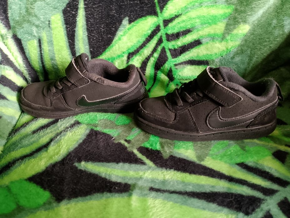 Nike buty na rzepy rozm 26