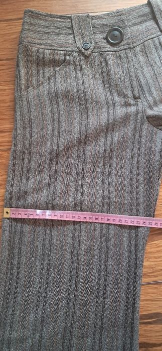 Spodnie garniturowe krótkie 3/4 w paski