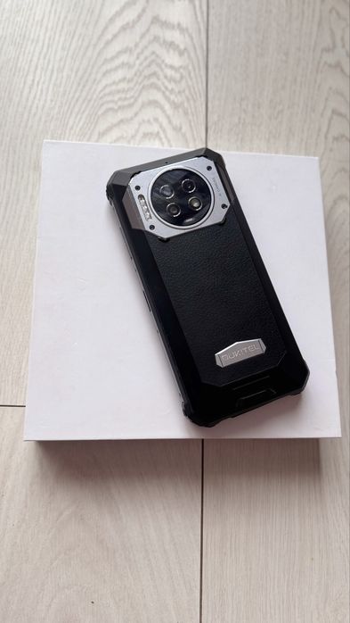 Телефон Oukitel WP19