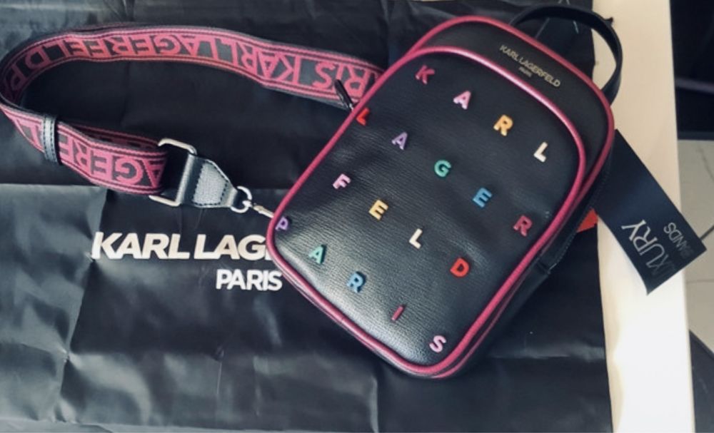 Listonoszka Karl Lagerfeld, kolorowa, pasek-logo, kieszenie,