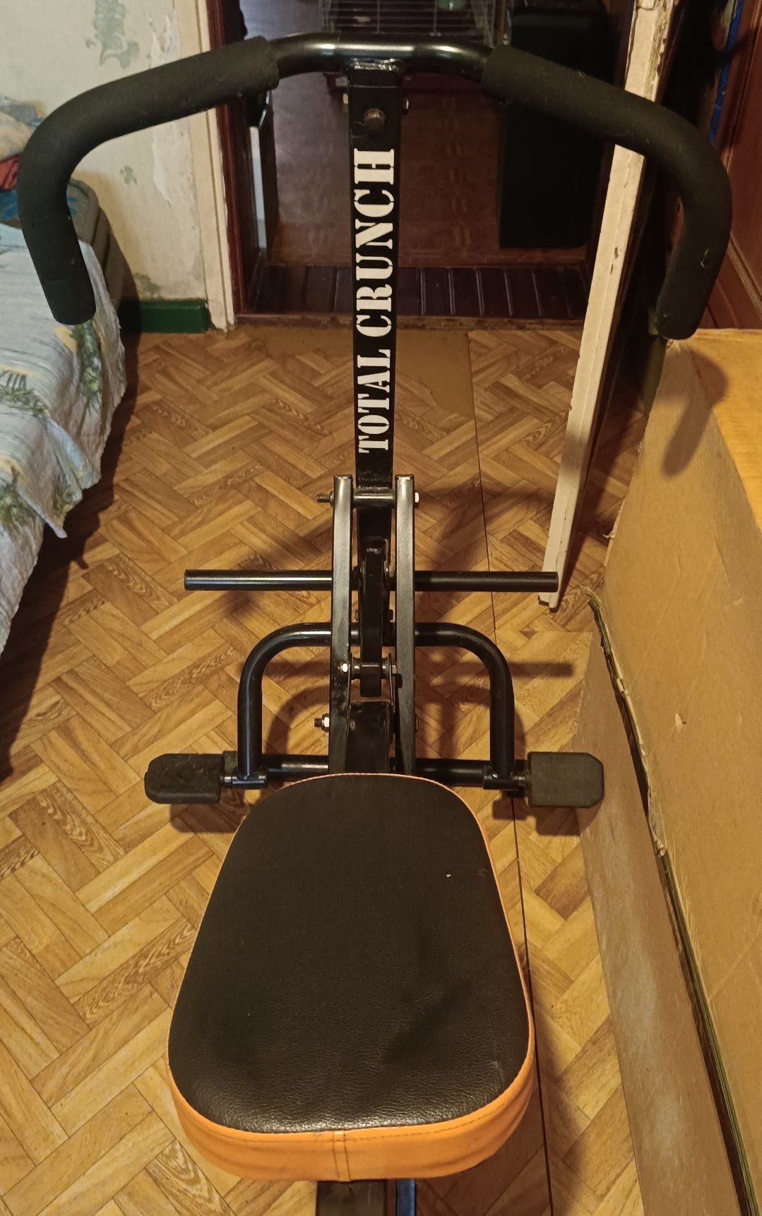Sprzedam Total Crunch – sprzęt do ćwiczeń siłowo-kondycyjnych
