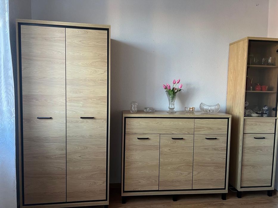 Komplet mebli do pokoju. Jak nowy