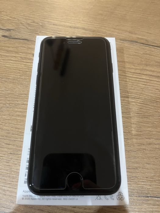 Iphone SE 64GB..