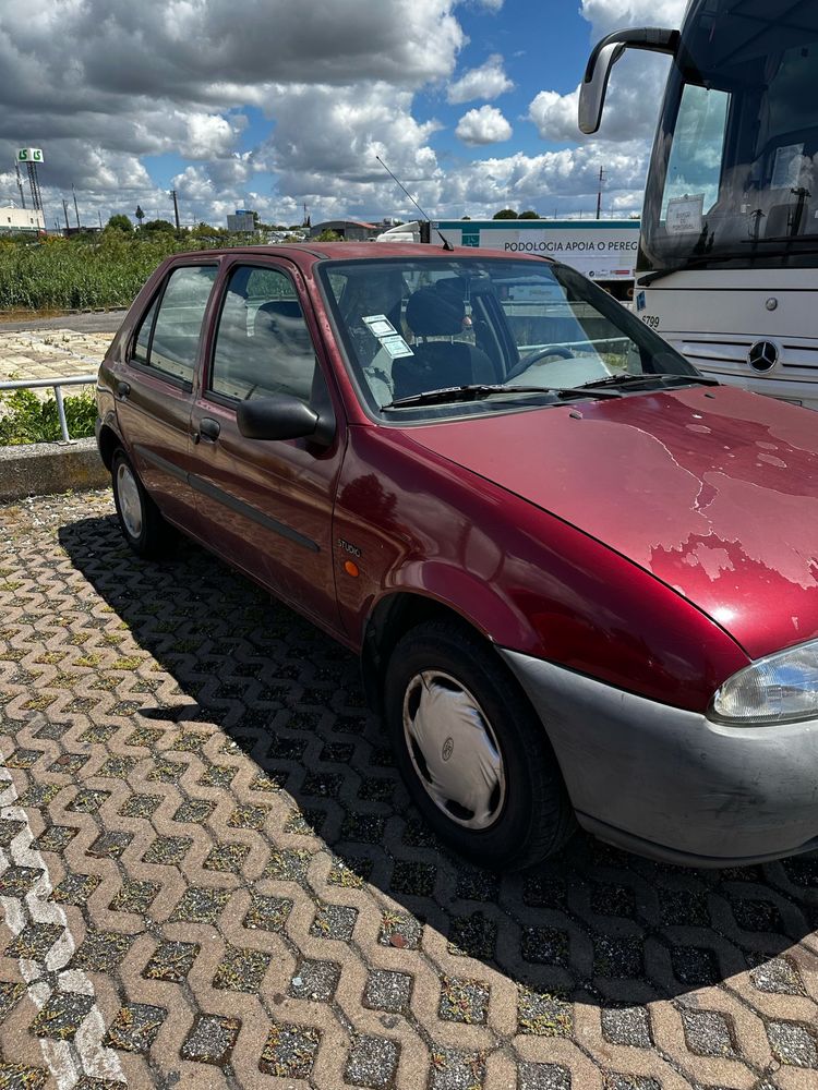 Ford fiesta de 99
