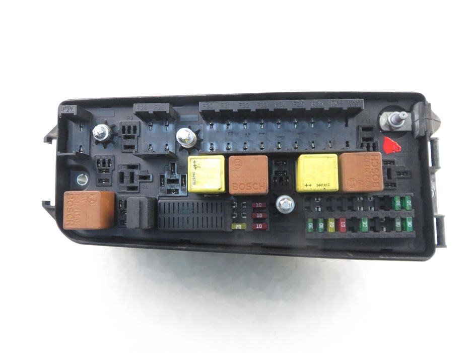 Skrzynka Bezpieczników Saab 9-3 II (ys3f)