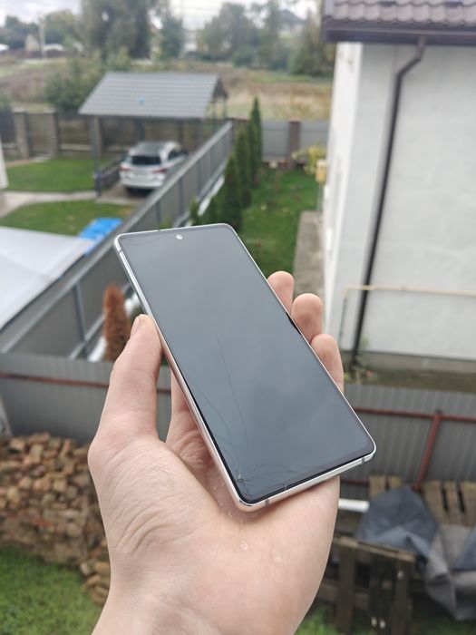 Samsung s20 fe Snapdragon  6+2/128