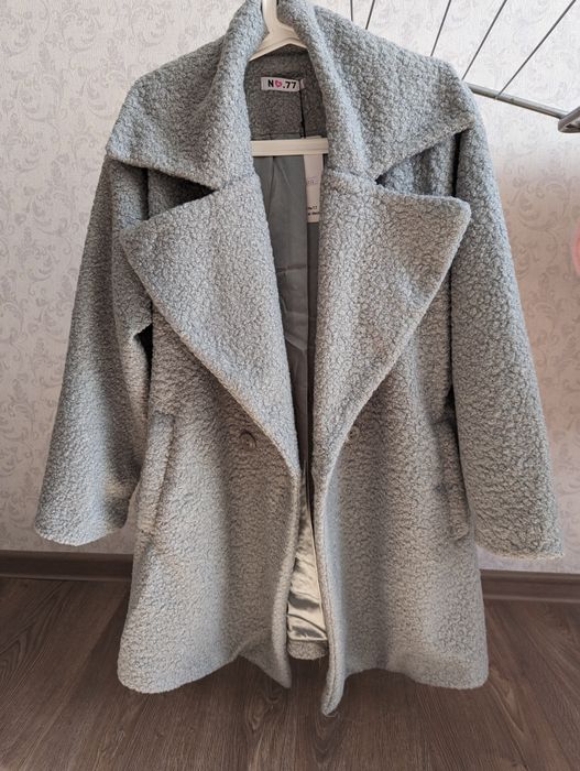 Пальто осінь-весна