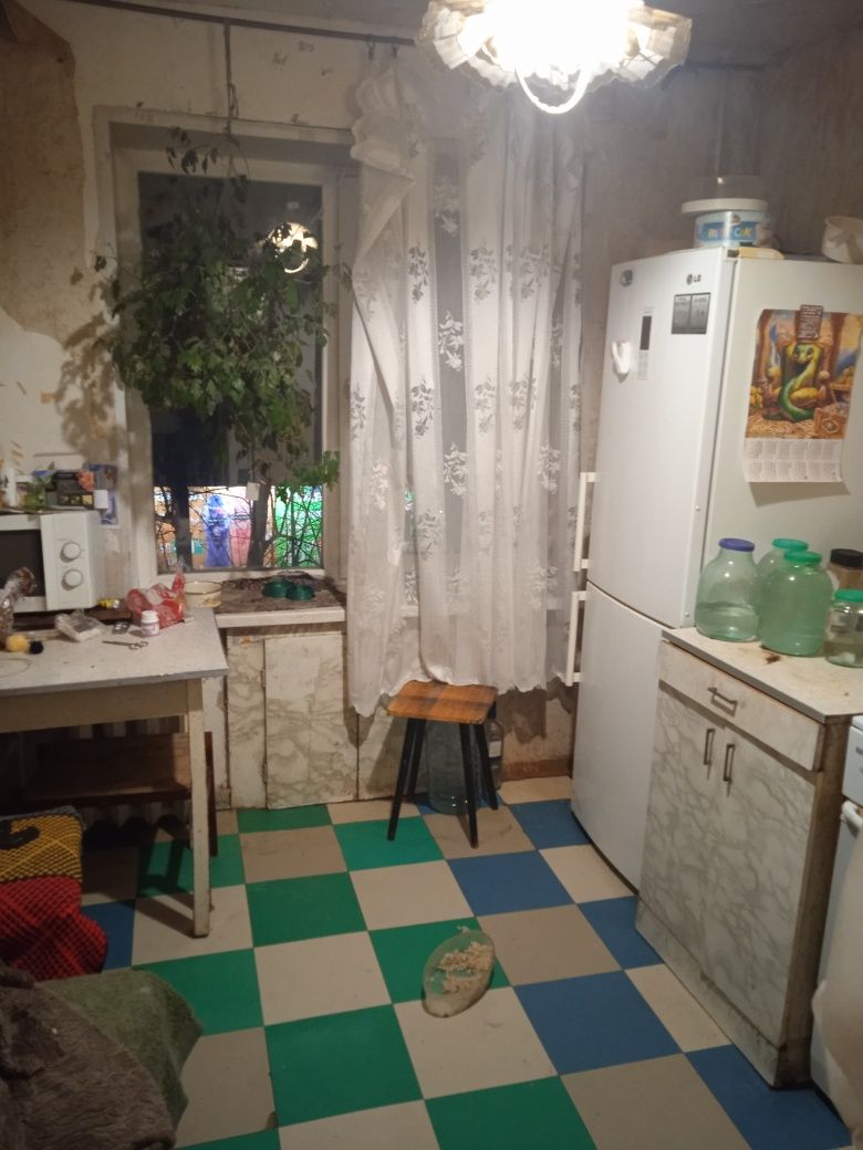 Продам 3-х комнатную квартиру в городе Жёлтые воды Днепровская обл.