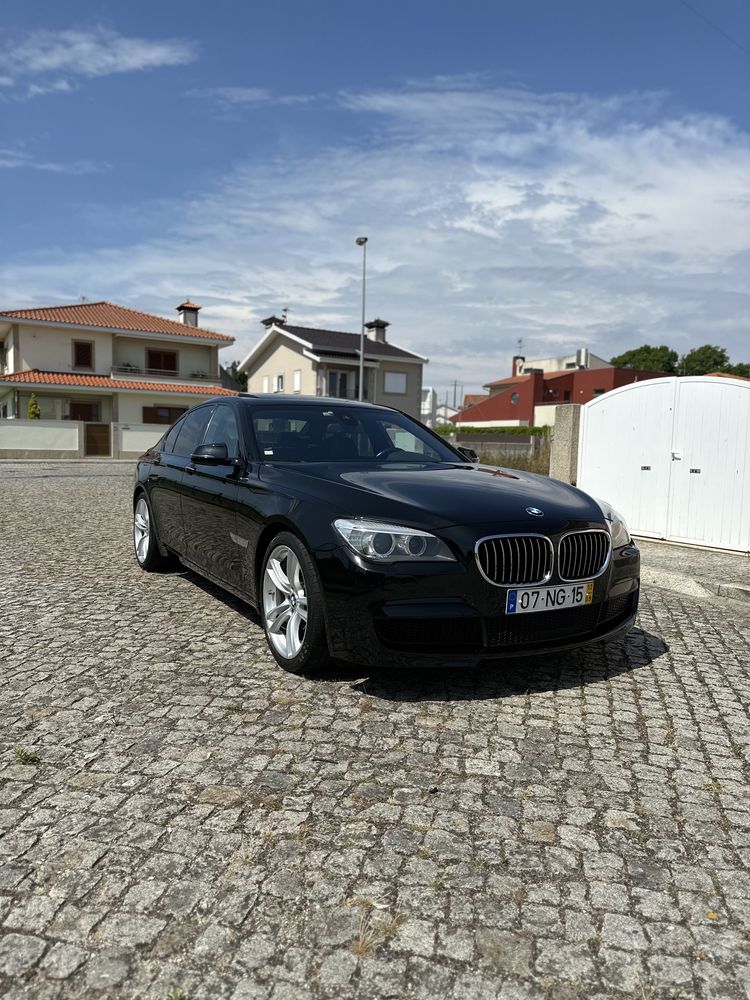 BMW 740D F01 LCI 313cv