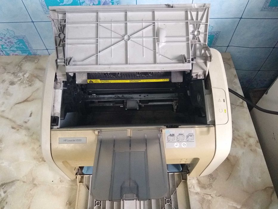 Лазерний принтер HP LaserJET 1020