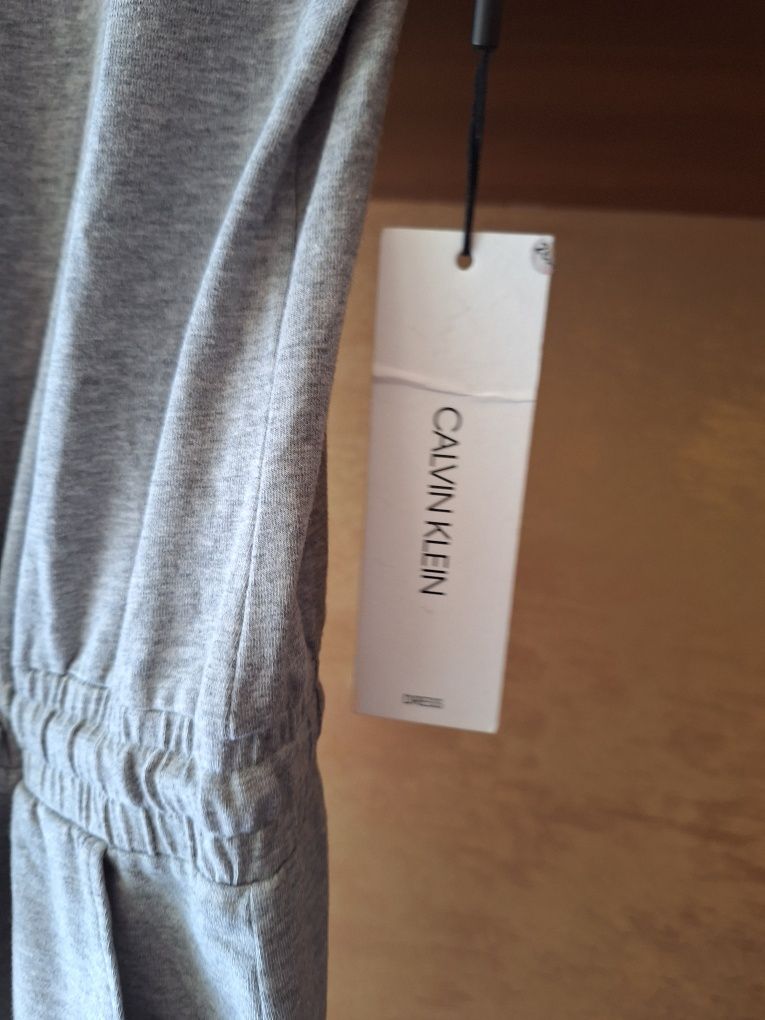 Calvin klein kombinezon XL