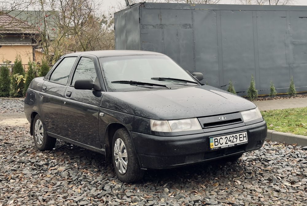 Продам непогане авто