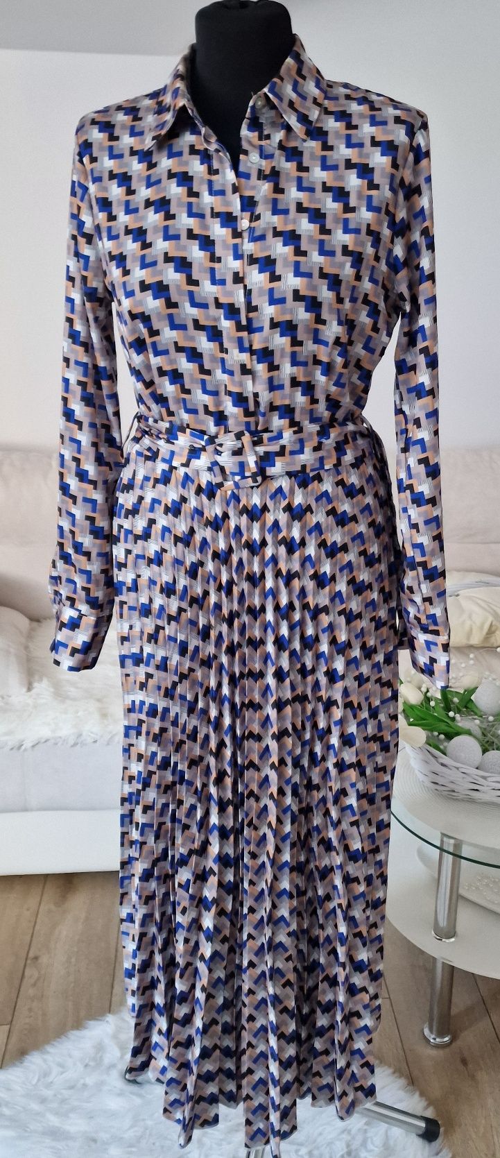 Sukienka,midi"Shein".