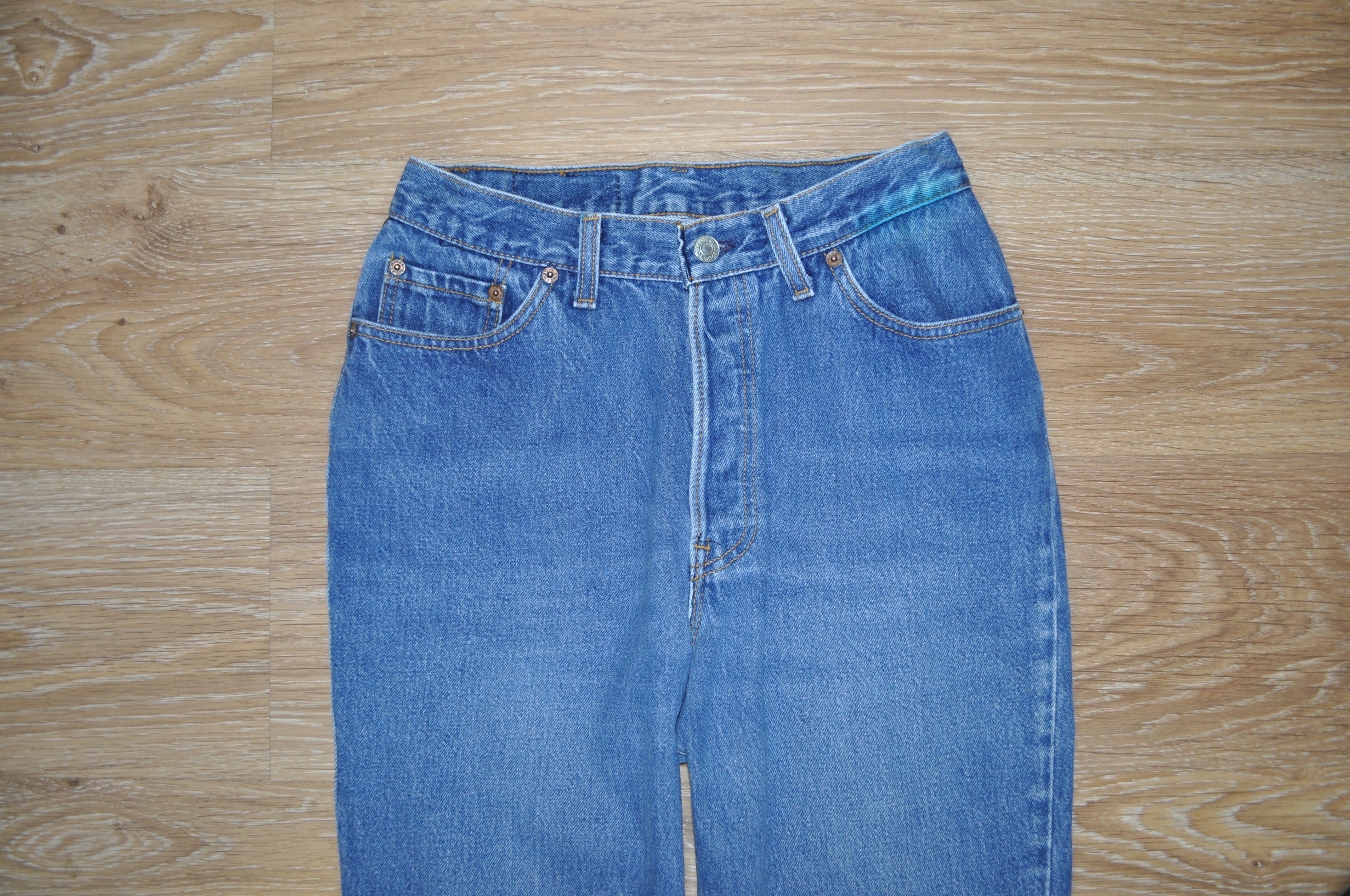 Стильные винтажные котоновые джинсы мом Levis 17501