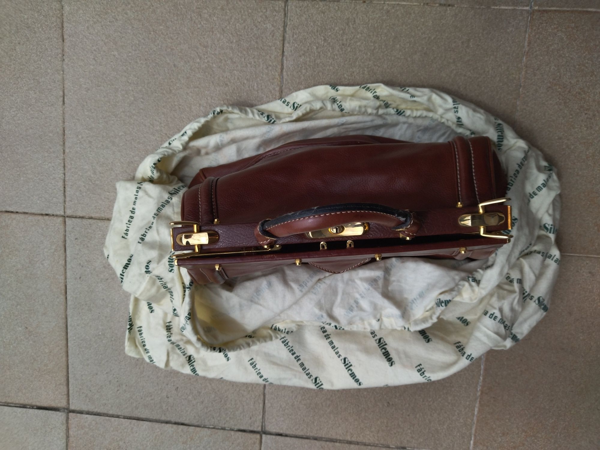 Mala doctor's bag