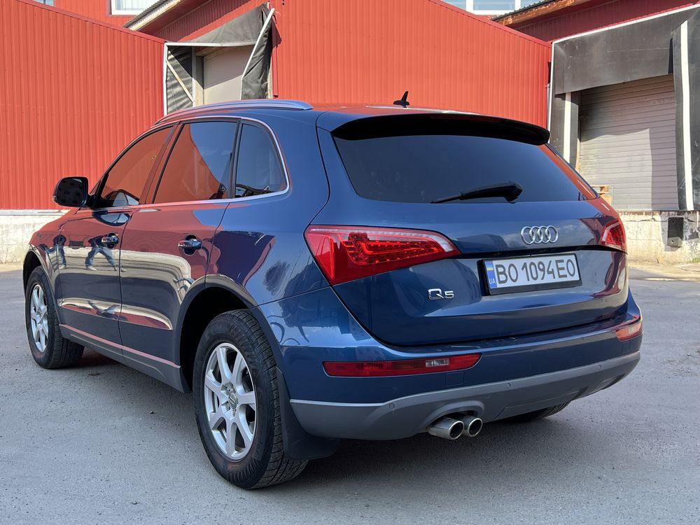 Audi Q5 2010 рік 2л дизель