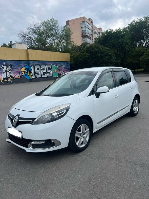 Продам Renault Scenic 2016р