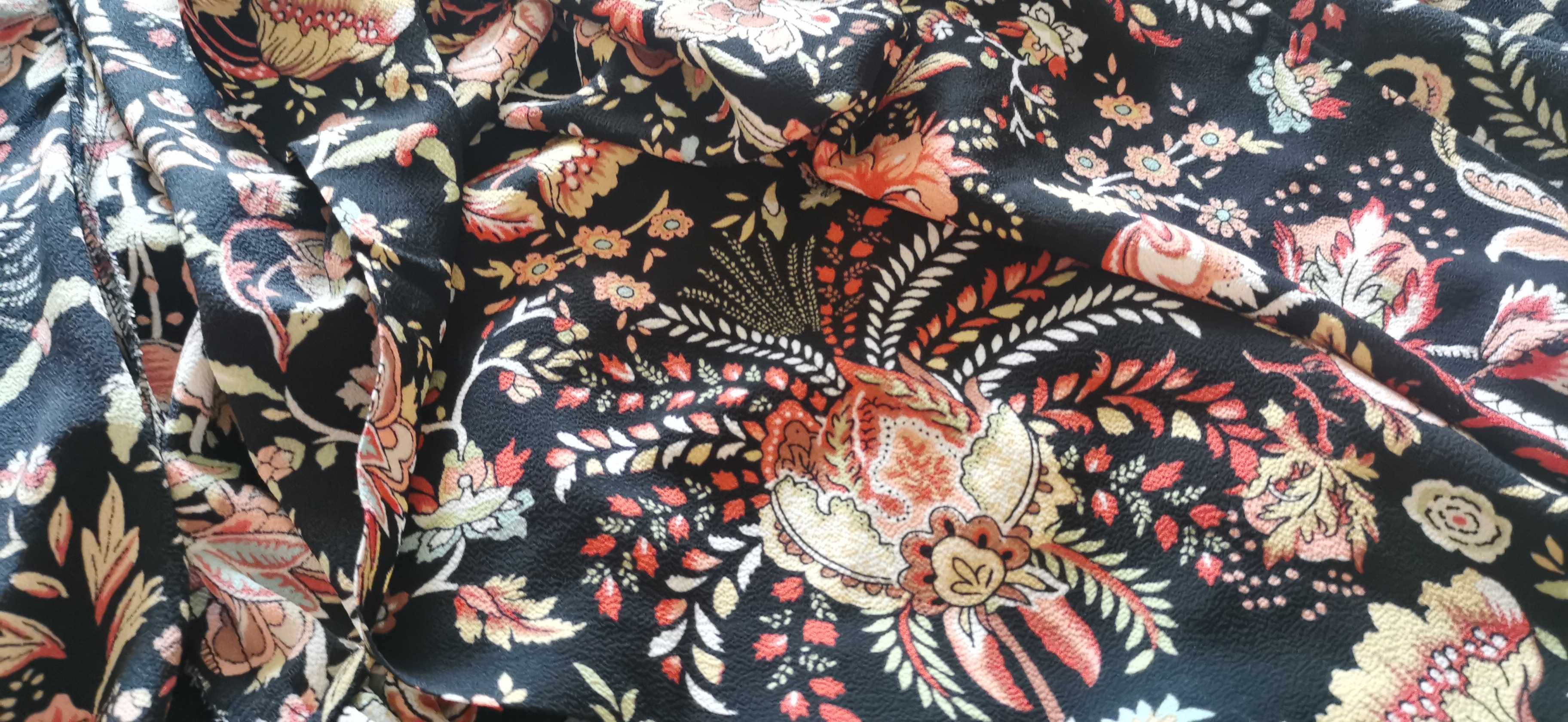 Sukienka w kwiaty boho style