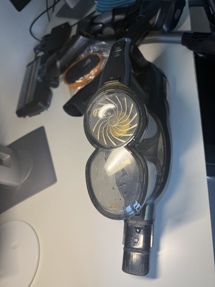 Odkurzacz bezprzewodowy Philips Series 8000 Aqua XC8149/01