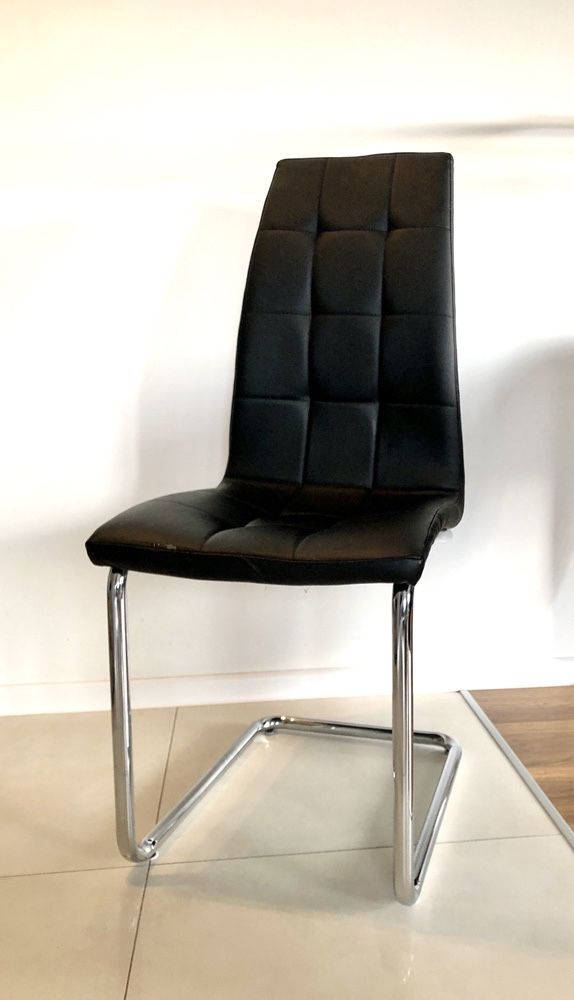 Krzesło K147 czarne, na płozach, chrom, eco skóra, pokrowce
