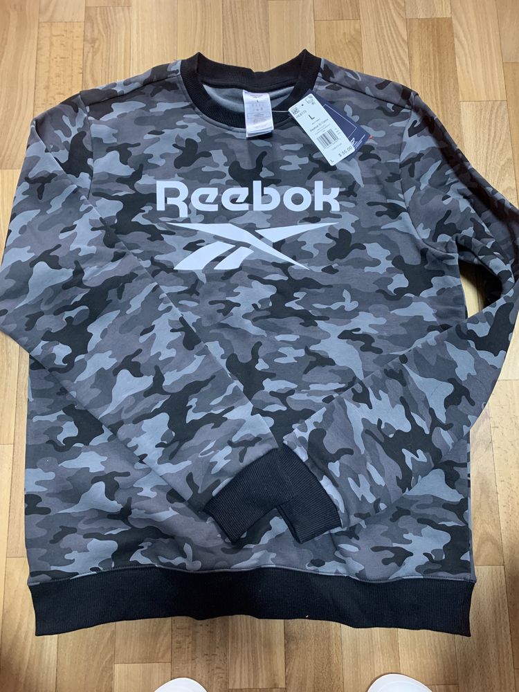 Спортивный костюм Reebok