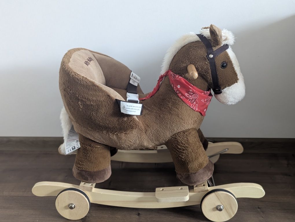 Konik na biegunach Molly polly