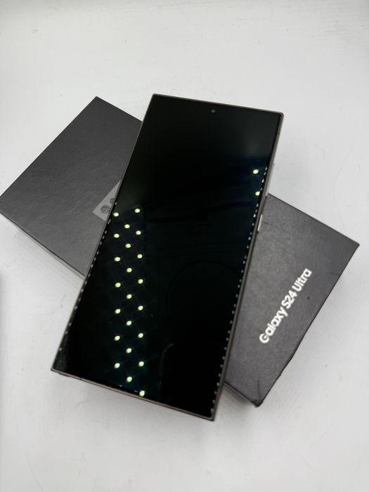 Smartfon Samsung Galaxy S24 Ultra 11/256GB, Bez blokad, stan idealny