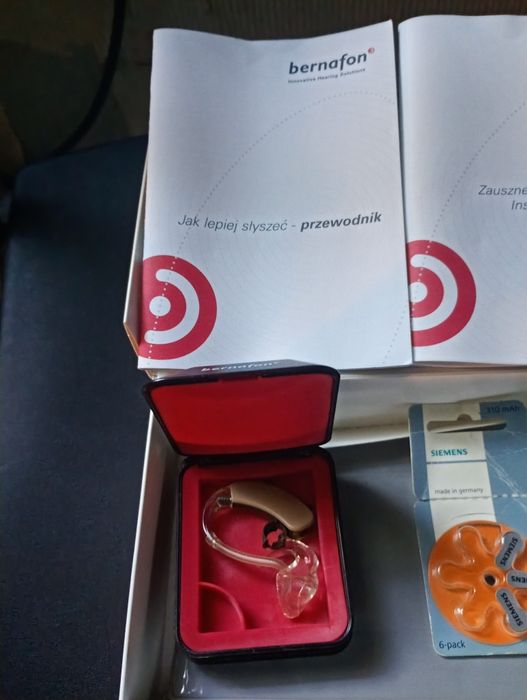 Aparat sluchowy Bernafon.