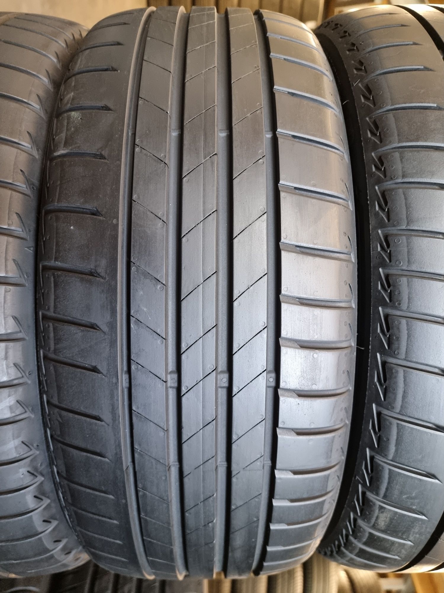 Шини літні 225х45хR18 Bridgestone Turanza T005 4 ШТ 95+% Протектор