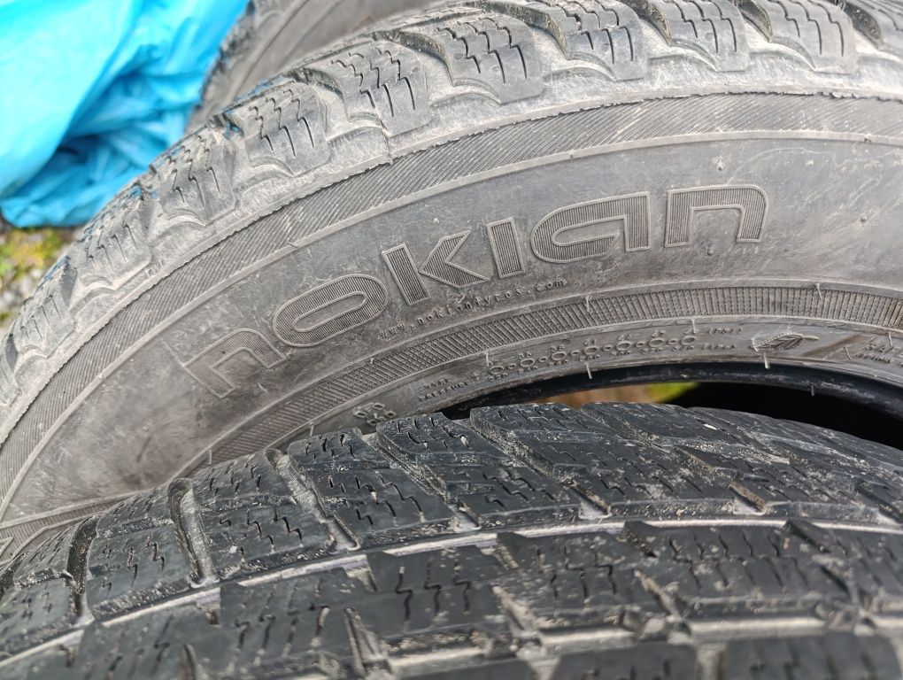 Opony Nokian WR SUV 3 - zimowe, 225/65/17, bieżnik 6 mm, super stan