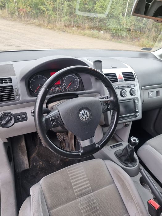 Volkswagen Touran 2.0 TDI 170 KM Highline 7osob