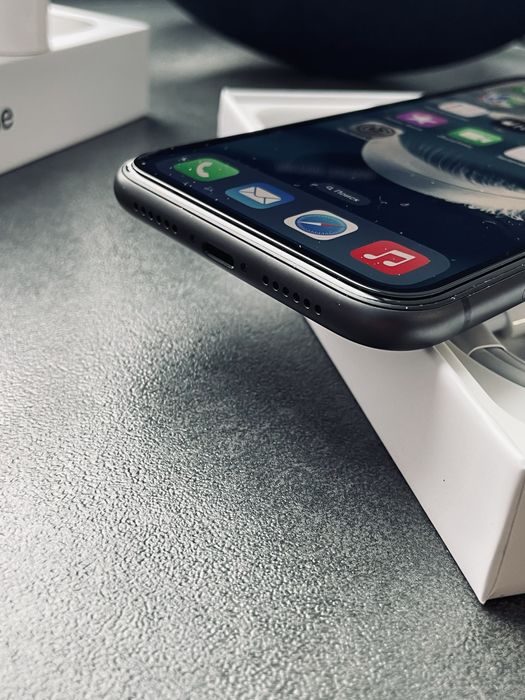 iPhone 11 64гб black neverlock