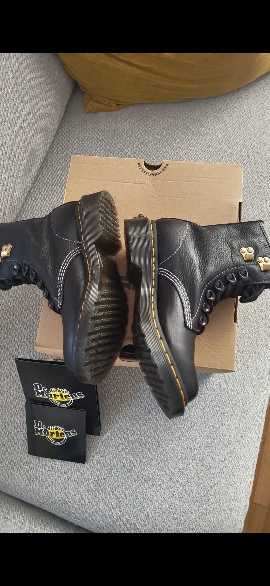 Buty botki trapery za kostkę dr. Martens 1460 hdw black virgina  37