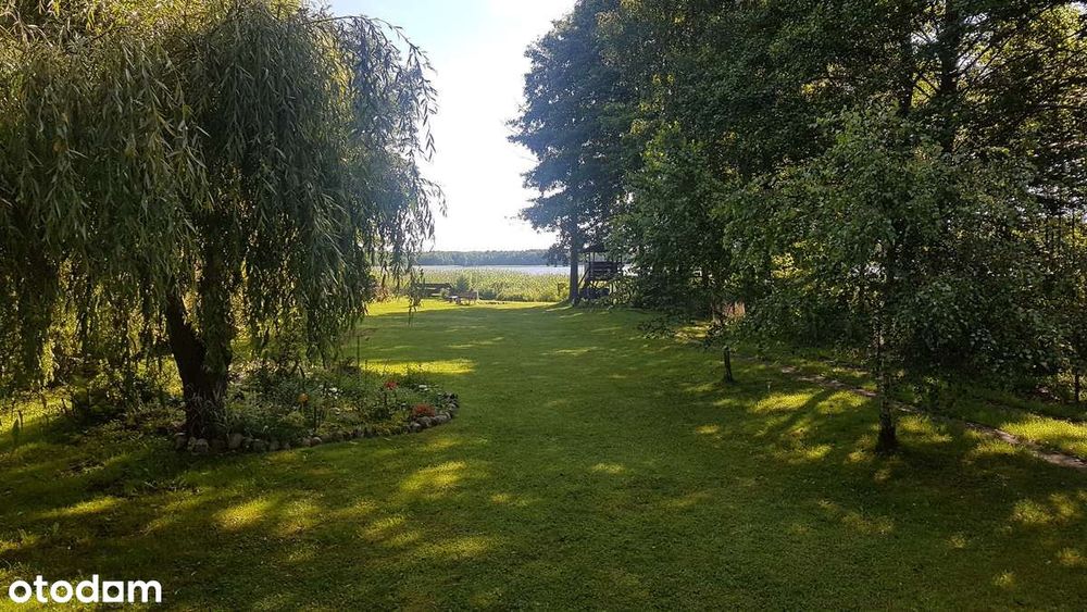 Działka z LINIĄ BRZEGOWĄ WJM nad jeziorem  ROŚ z domkiem letniskowym